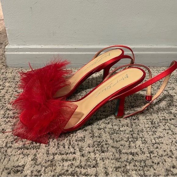 Betsey Johnson Red Bow Feather Sb-lylla Strappy Heeled Sandals Size 8 - Picture 3 of 10